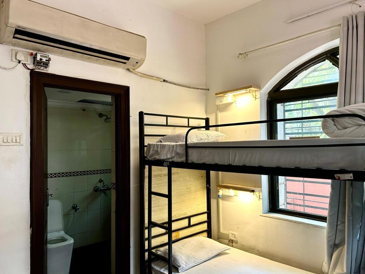 Hostel Lifespace- Twin Bungalow With Pods, Bunks, Private Rooms, Cowork & Cafe Pune Exterior foto